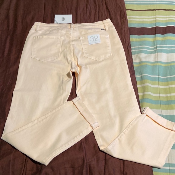 Apricot Colored Jeans by KanCan Brand. NWT! - Picture 14 of 16
